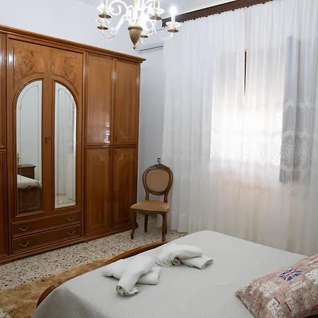 Casetta Mangiapane * Tonnara di Bonagia